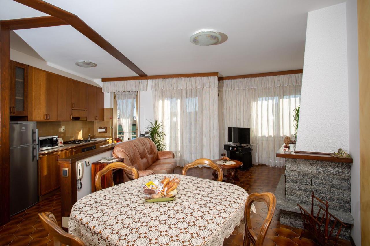 Casa Vacanze Heidi Vista Lago Verbania Exteriér fotografie